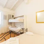 Residenziale Menhirs شقة فندقية 3*