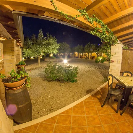 Aparthotel Residenziale Menhirs