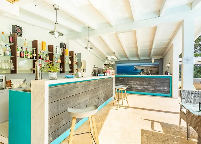 Aparthotel Residenziale Menhirs 3*