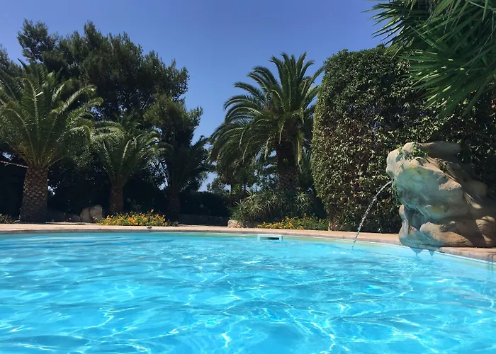 Aparthotel Residenziale Menhirs Putzu Idu