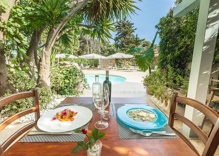 Aparthotel Residenziale Menhirs Putzu Idu