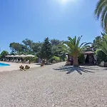 Residenziale Menhirs 3* Putzu Idu