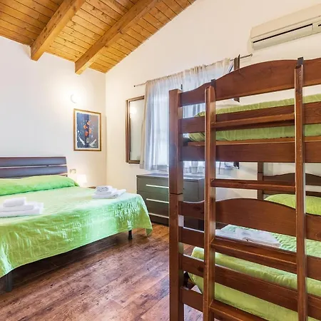 Aparthotel Residenziale Menhirs 3*