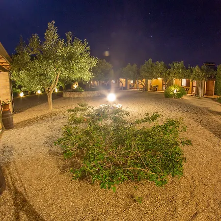 Residenziale Menhirs 3* Putzu Idu