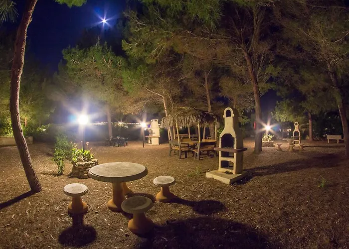 公寓式酒店 阿尔伯格门希尔公寓 普佐伊杜